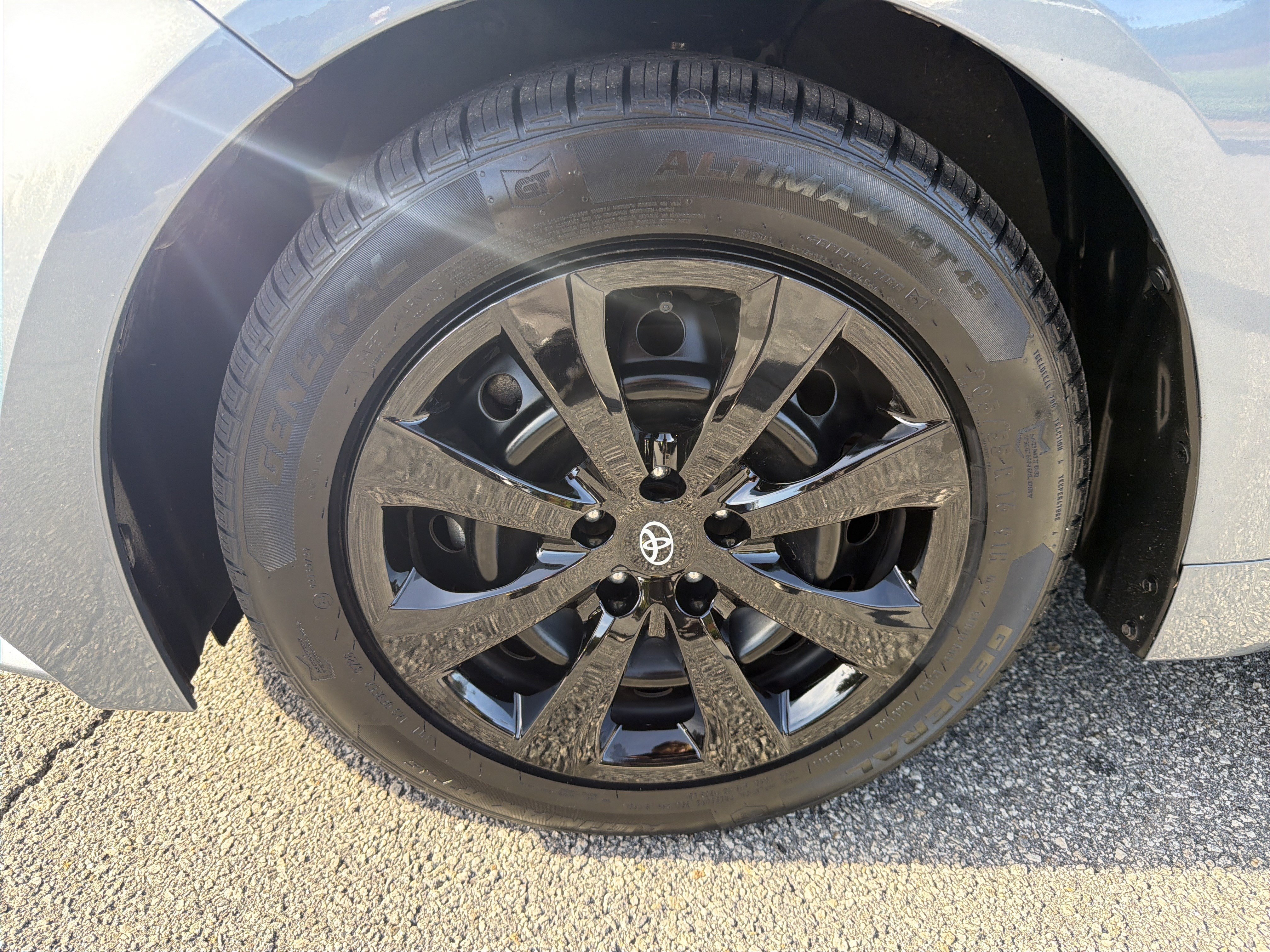 Certified 2024 Toyota Corolla LE FWD image 21