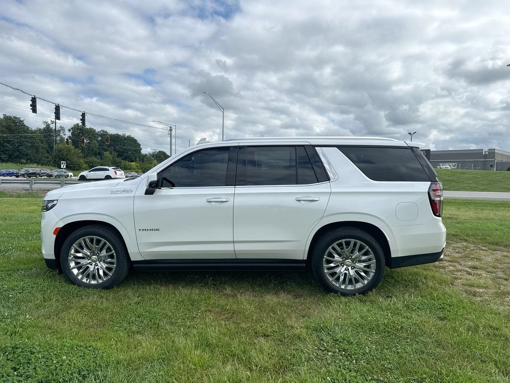 Used 2024 Chevrolet Tahoe High Country AWD/4WD image 11