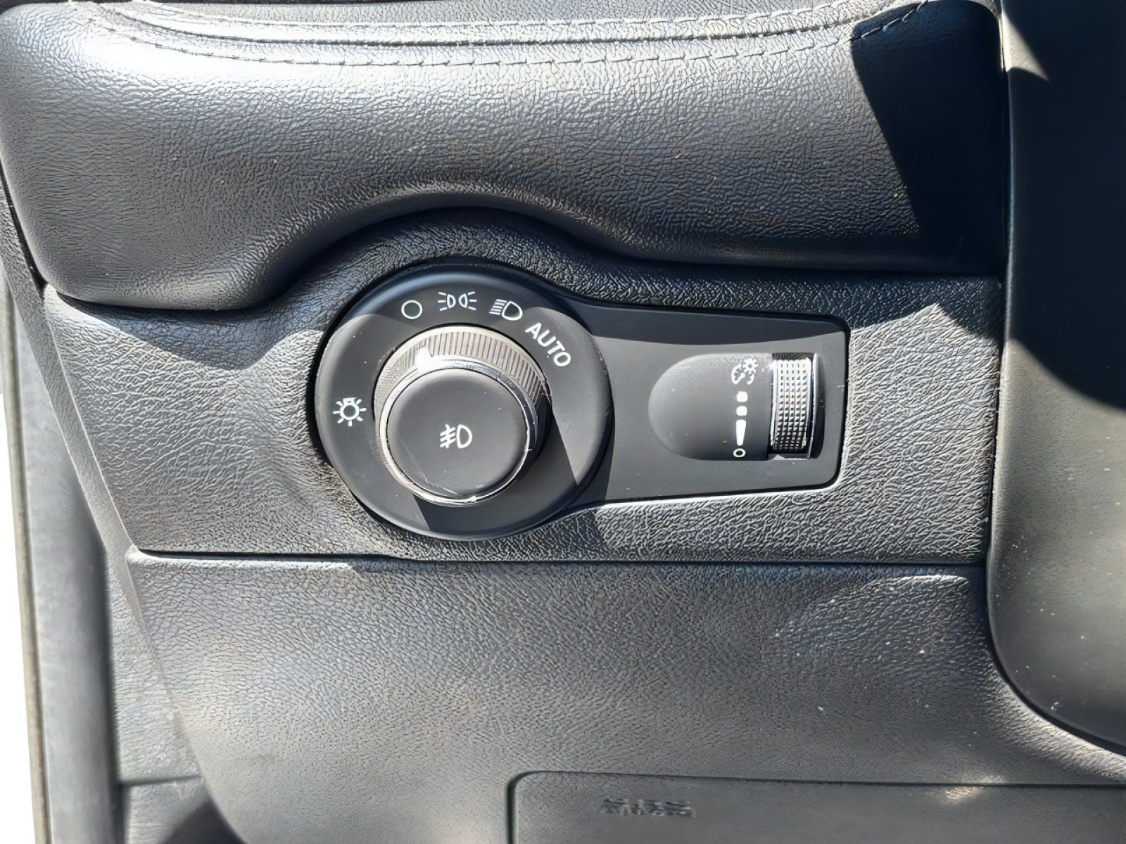 Used 2021 Dodge Durango GT RWD image 27