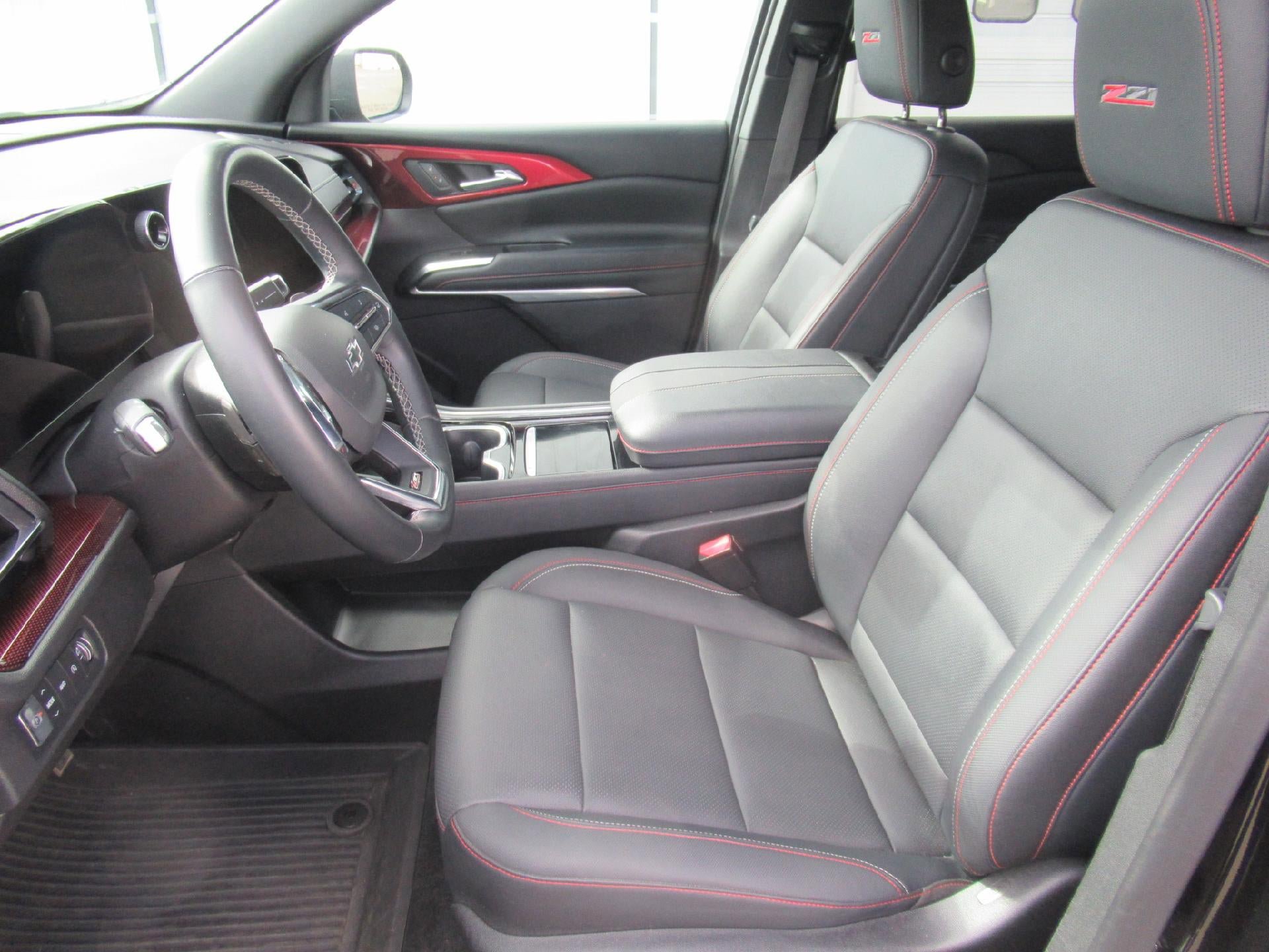 Certified 2024 Chevrolet Traverse Z71 AWD/4WD image 9