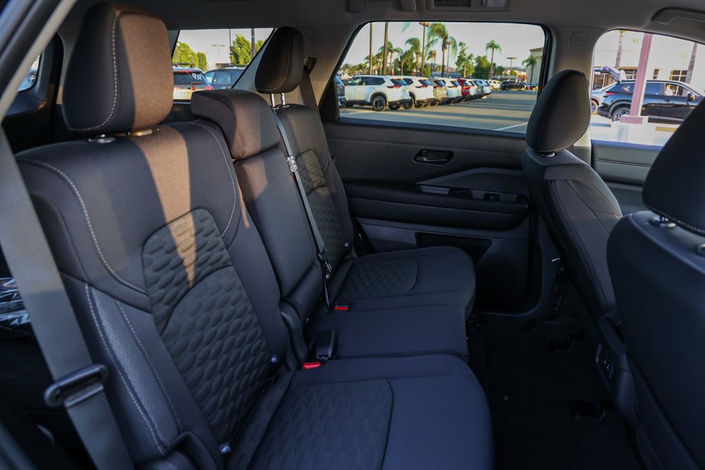 New 2026 Nissan Pathfinder SV FWD image 18