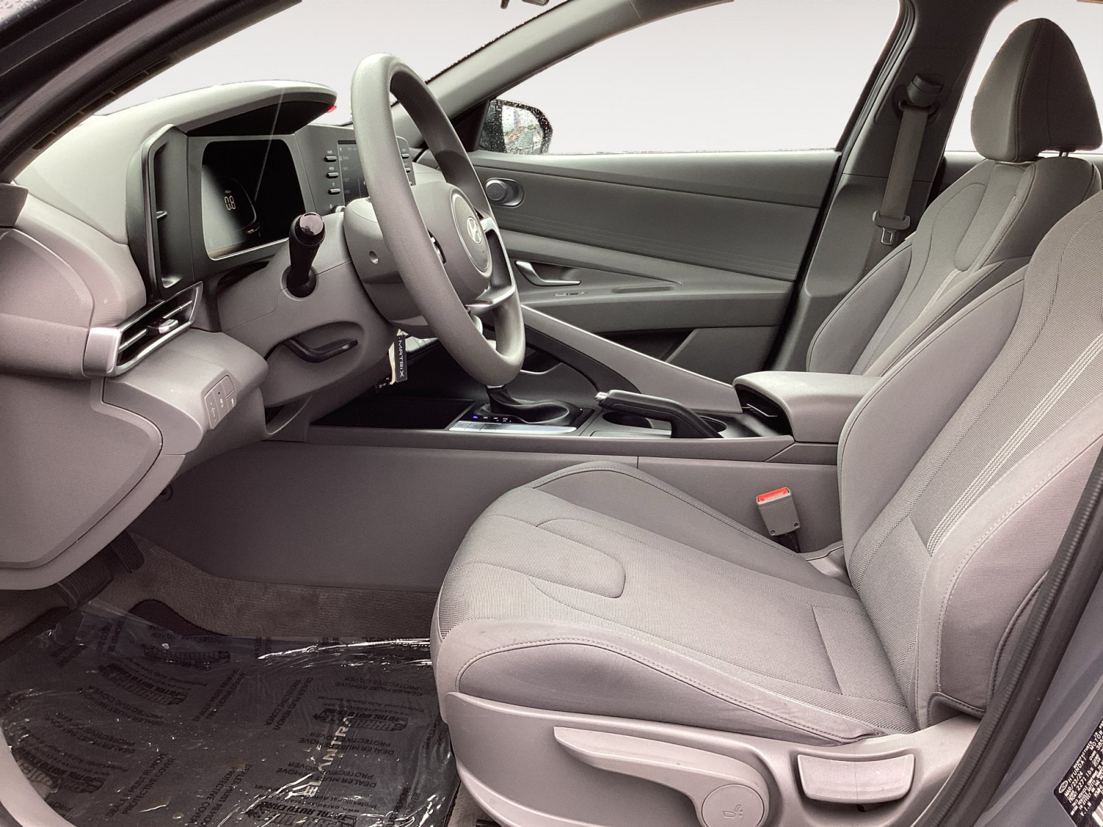 Used 2024 Hyundai Elantra SE FWD image 25