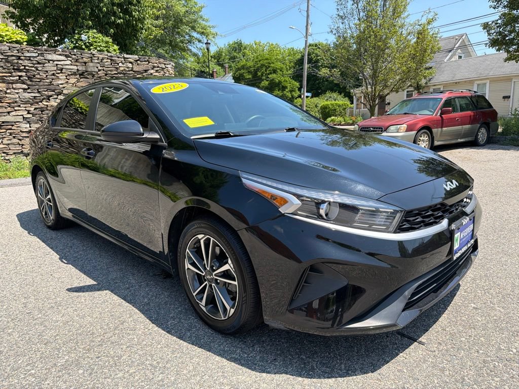 Certified 2023 Kia Forte LXS FWD image 9