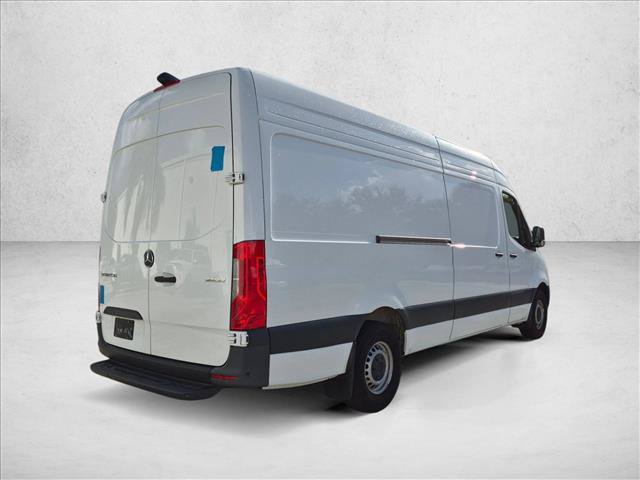 Used 2024 Mercedes-Benz Sprinter 2500 image 5