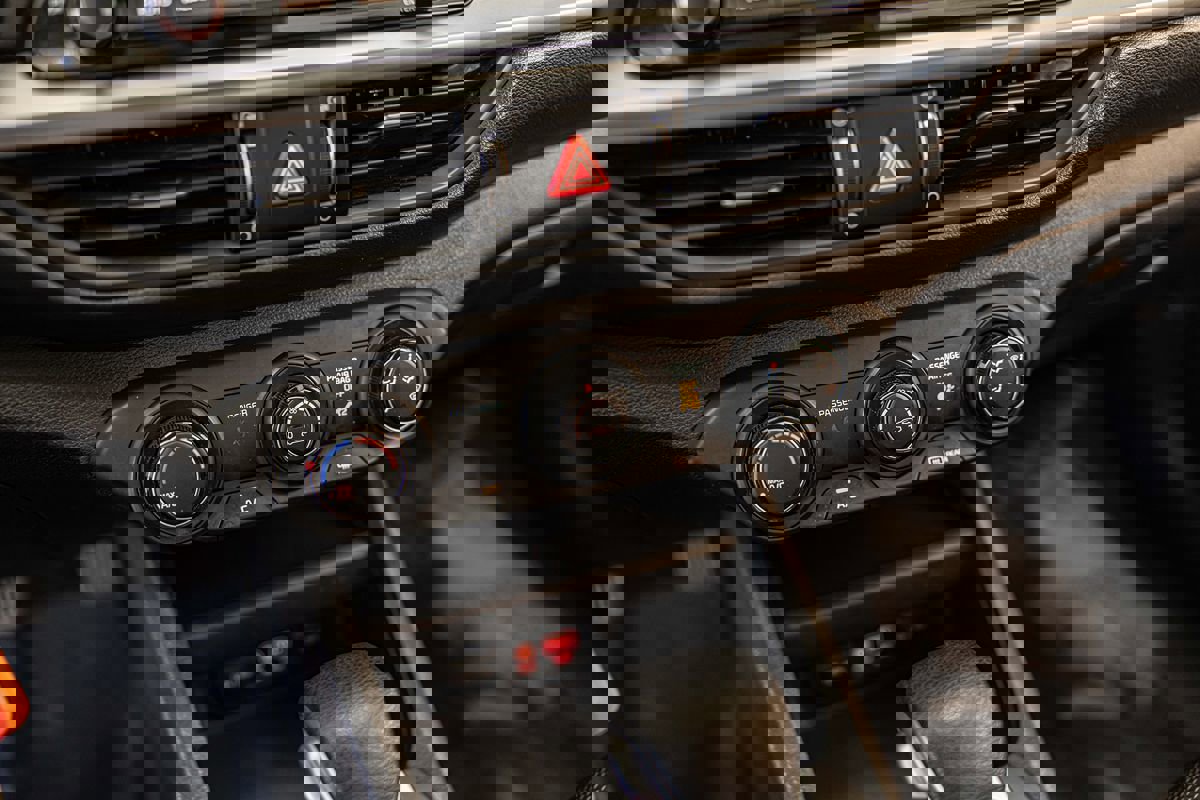 Used 2021 Kia Forte LXS image 27