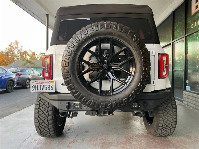 Used 2023 Ford Bronco Outer Banks image 16