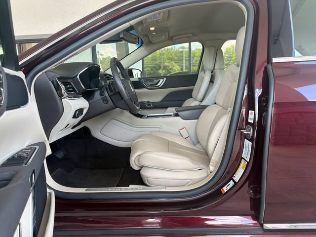 Used 2019 Lincoln Continental Select FWD image 10