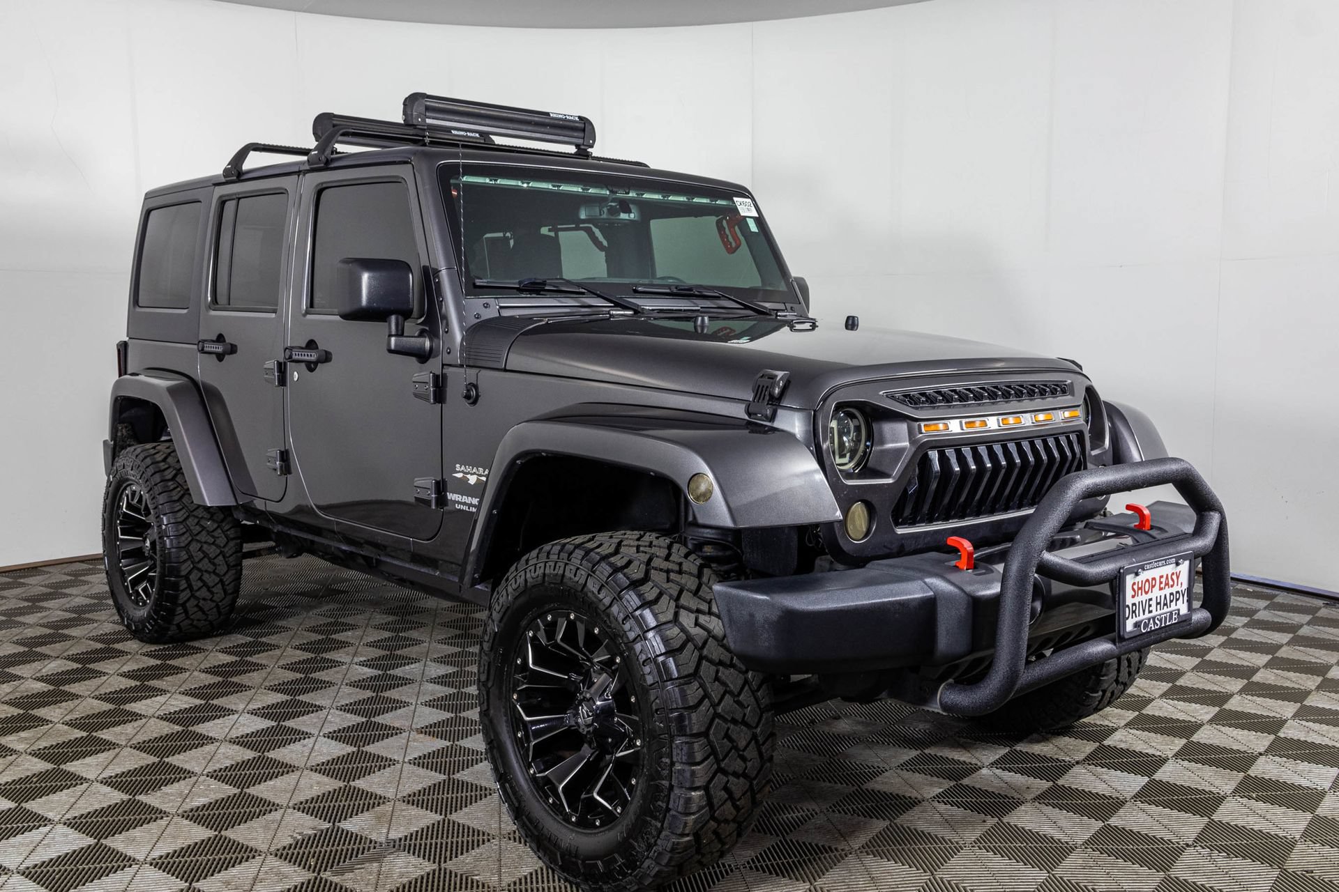Used 2017 Jeep Wrangler Unlimited Sahara w/ Connectivity Group AWD/4WD image 10