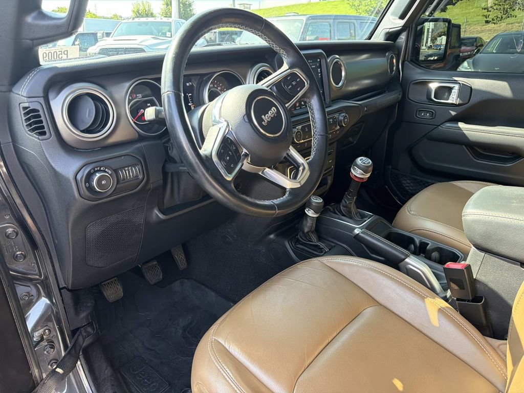 Used 2020 Jeep Wrangler Unlimited Rubicon AWD/4WD image 23