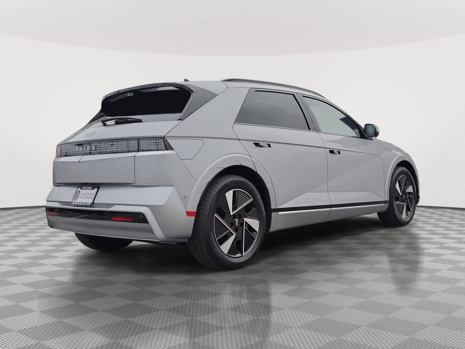 New 2027 Hyundai Ioniq 5 Limited RWD image 7