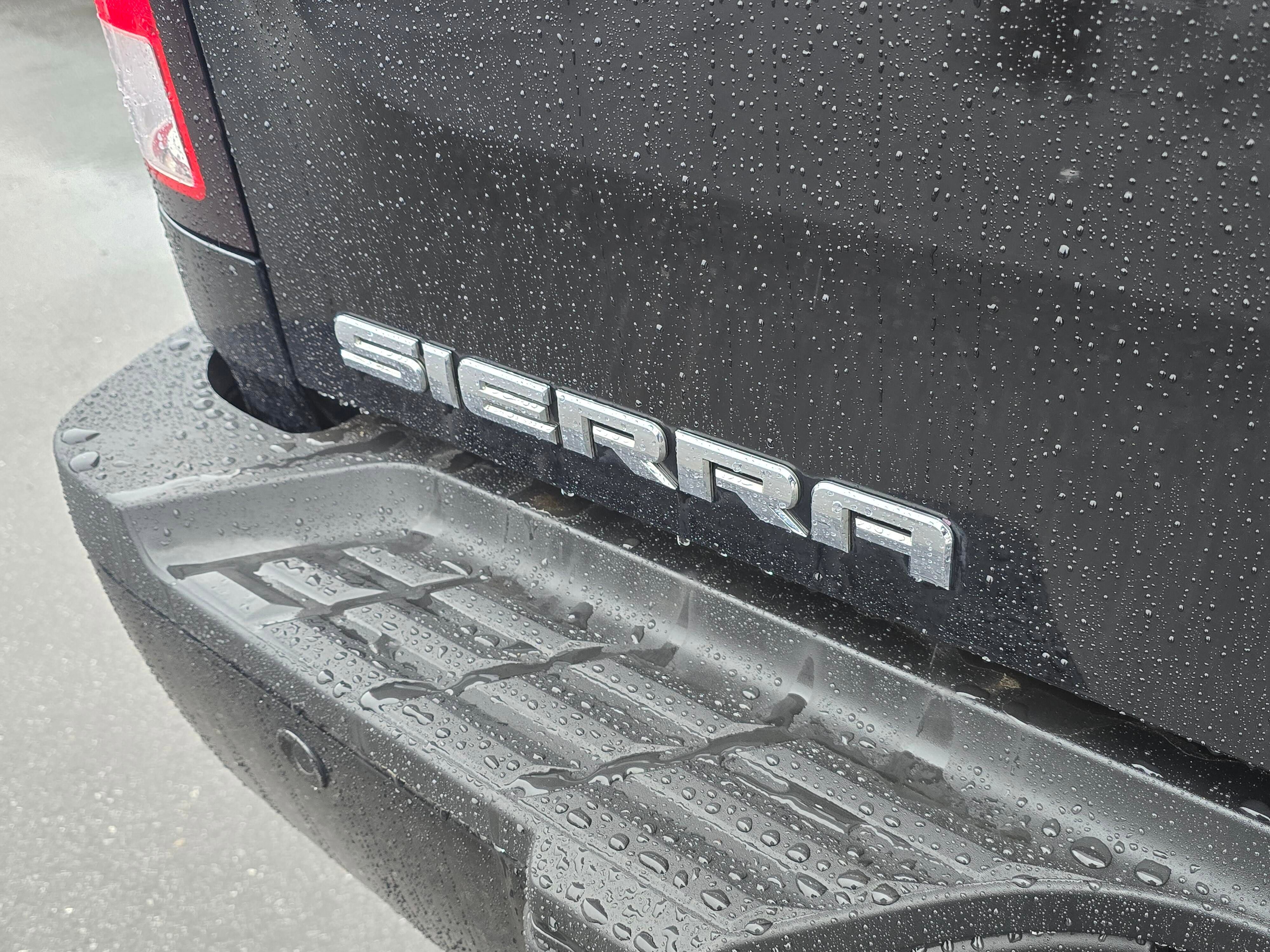 Used 2013 GMC Sierra 3500 Denali image 9