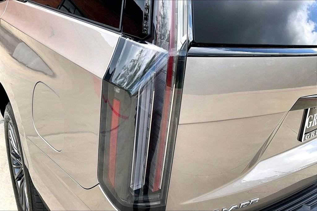 Used 2025 Cadillac Escalade Sport Platinum image 41