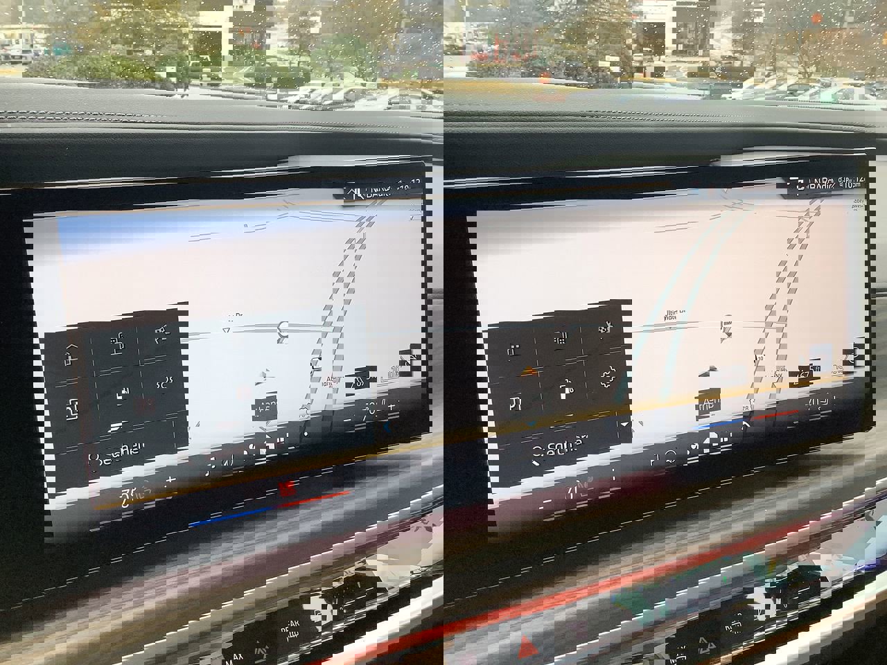 Certified 2023 BMW 740i image 26