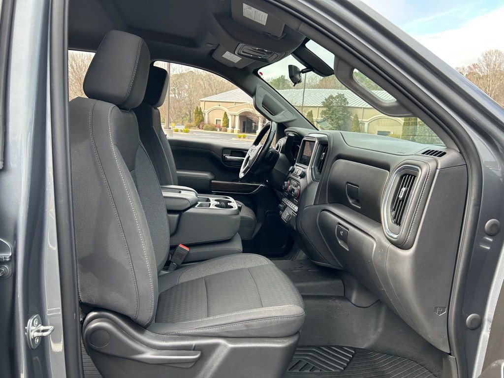 Used 2021 Chevrolet Silverado 1500 RST image 48