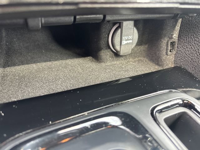 Used 2023 Chrysler 300 S RWD image 27