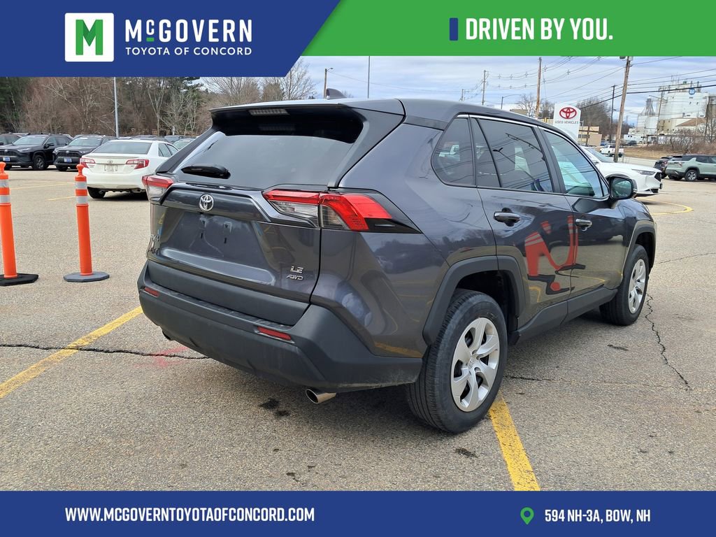 Used 2023 Toyota RAV4 LE image 3