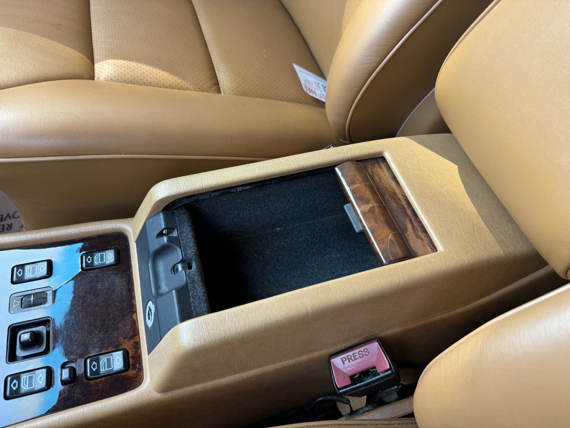 Used 1990 Mercedes-Benz 560 SEL image 44