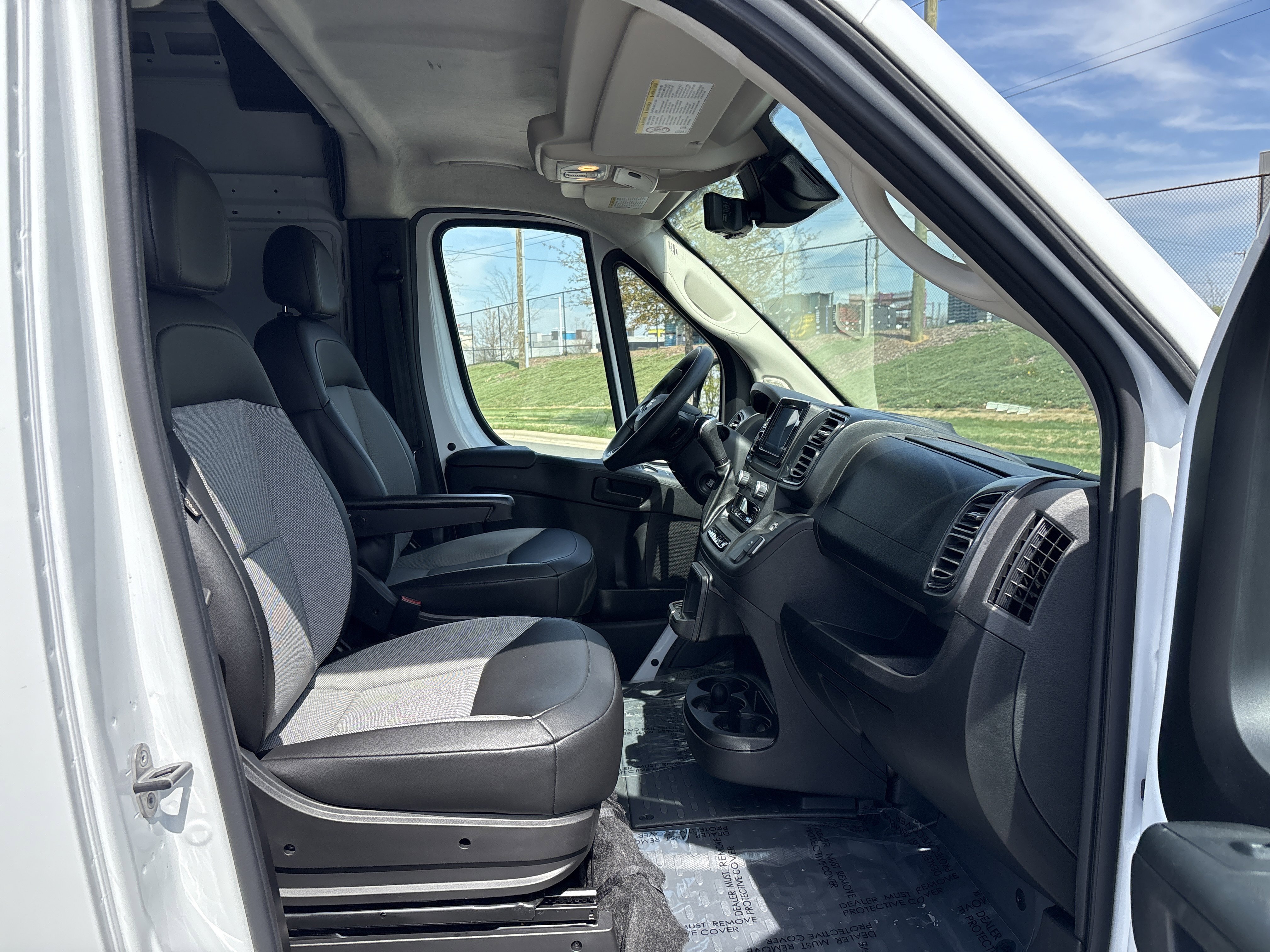 Used 2024 RAM ProMaster 2500 w/ Safety Group image 23