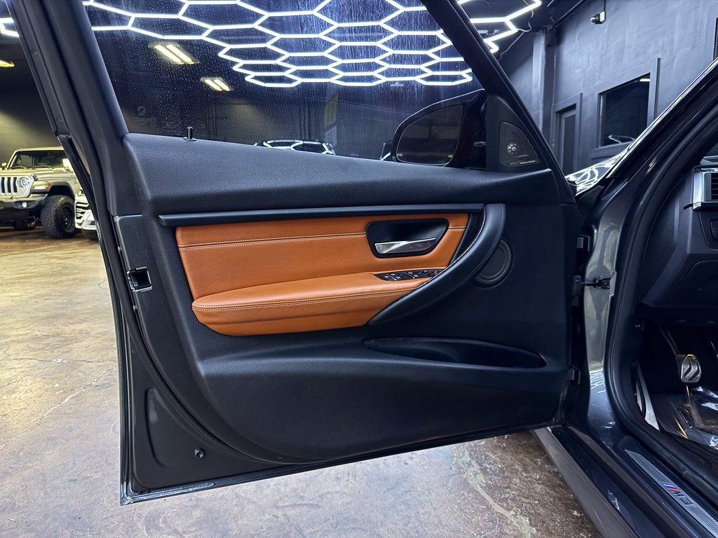 Used 2016 BMW M3 image 12