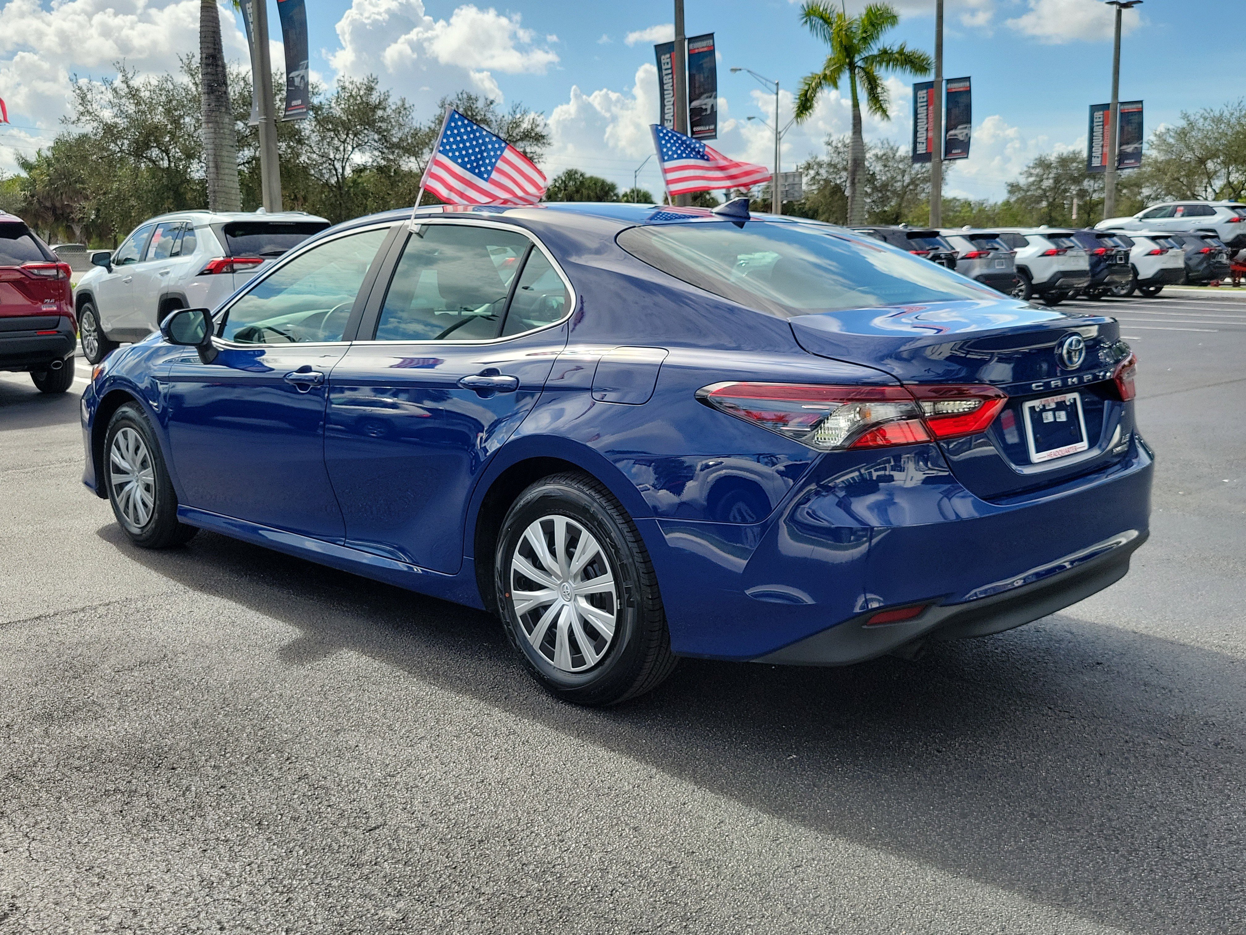 Used 2023 Toyota Camry LE image 8