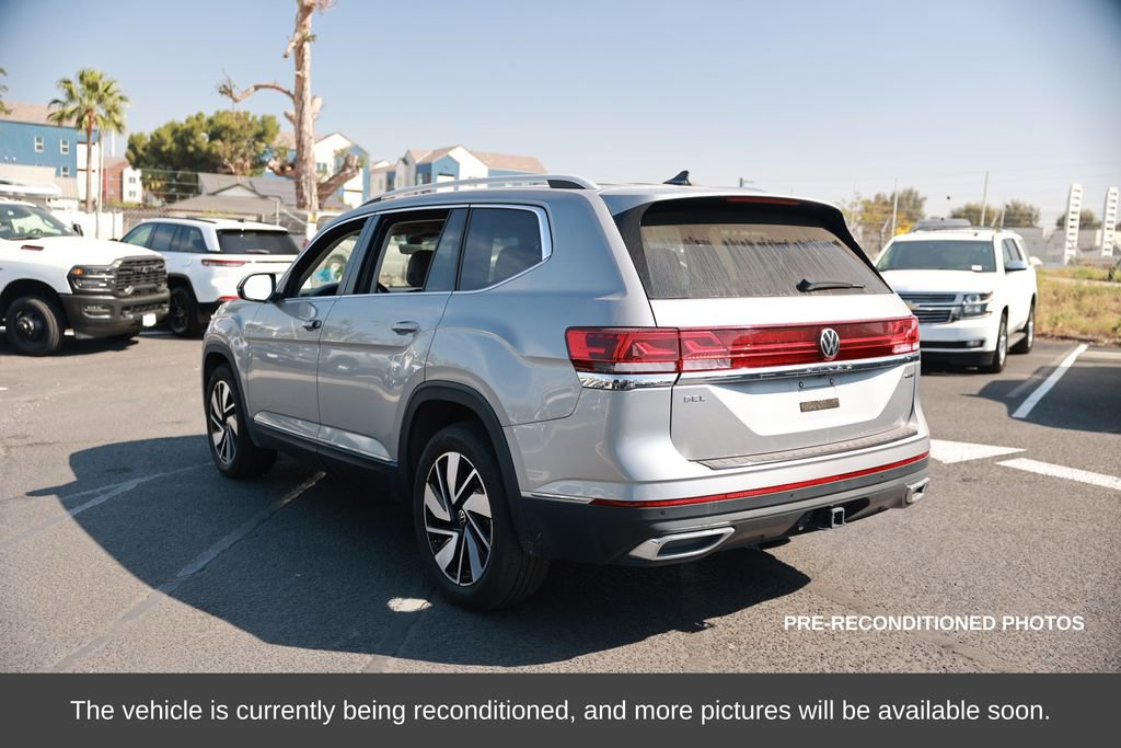 Used 2024 Volkswagen Atlas SEL image 3
