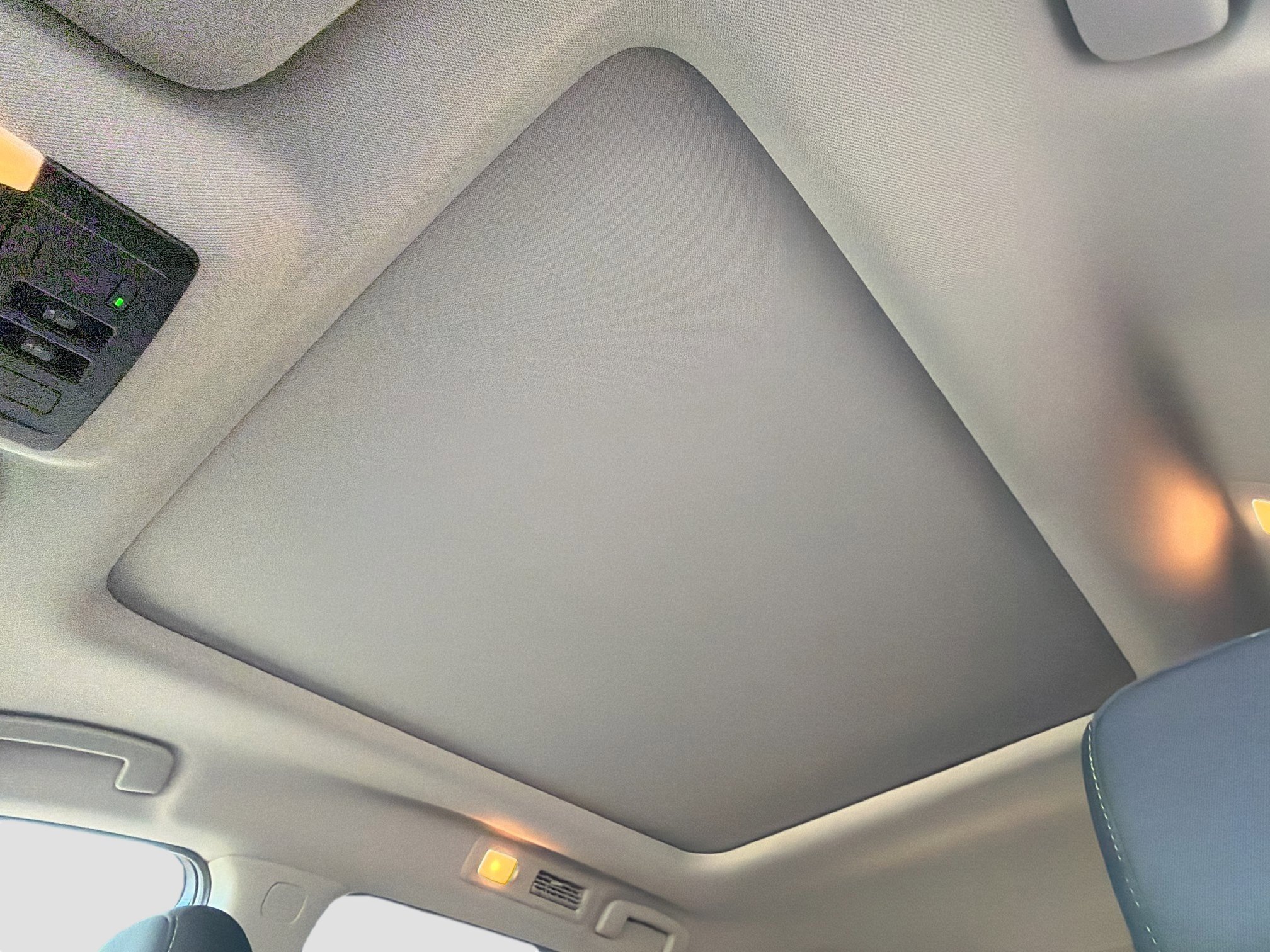 Used 2023 Nissan Pathfinder SV w/ SV Premium Package image 27