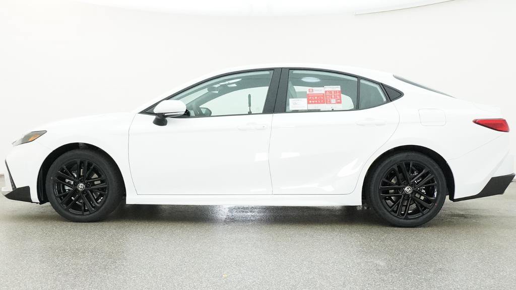 New 2026 Toyota Camry SE FWD image 22