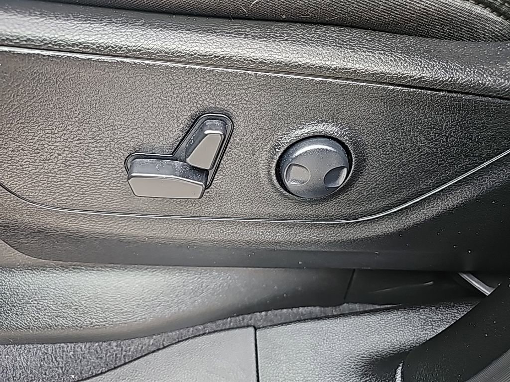 Certified 2025 RAM 1500 Big Horn image 23