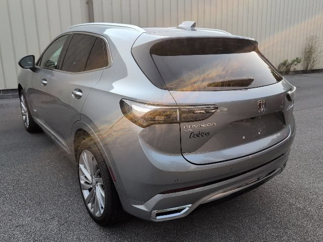 Used 2025 Buick Envision Avenir AWD/4WD image 6