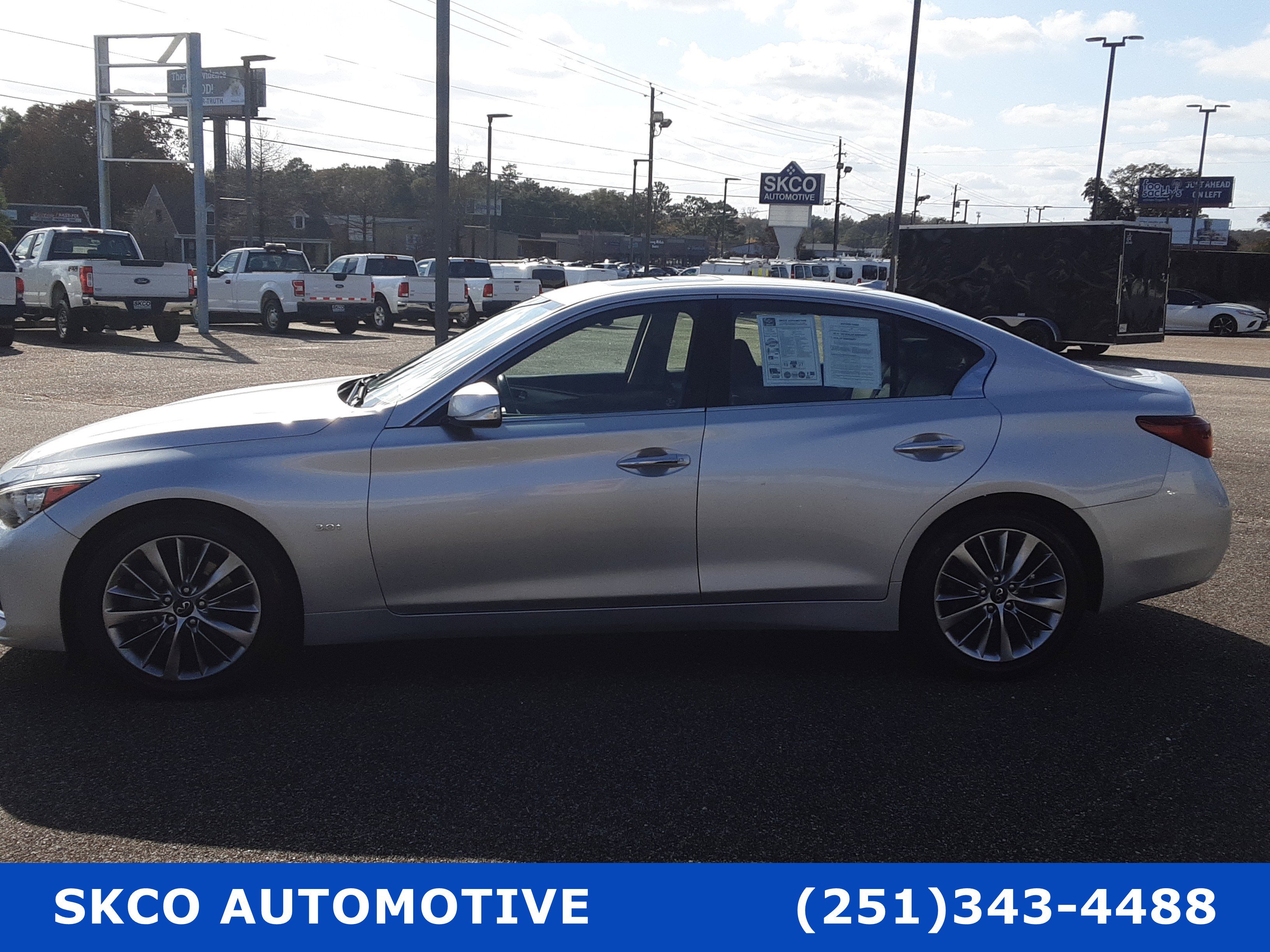 Used 2020 INFINITI Q50 Luxe image 2
