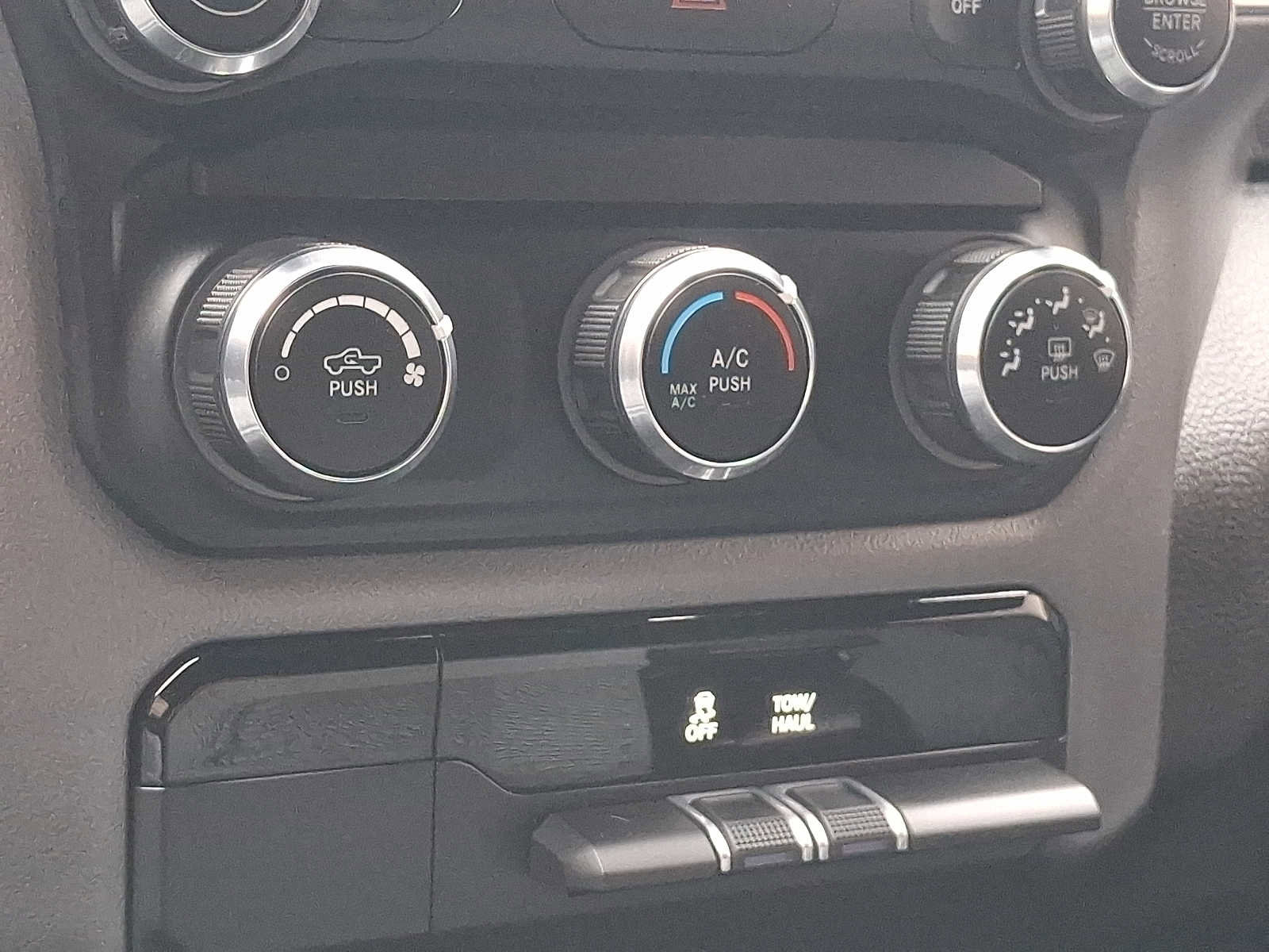 Used 2021 RAM 1500 Big Horn AWD/4WD image 15