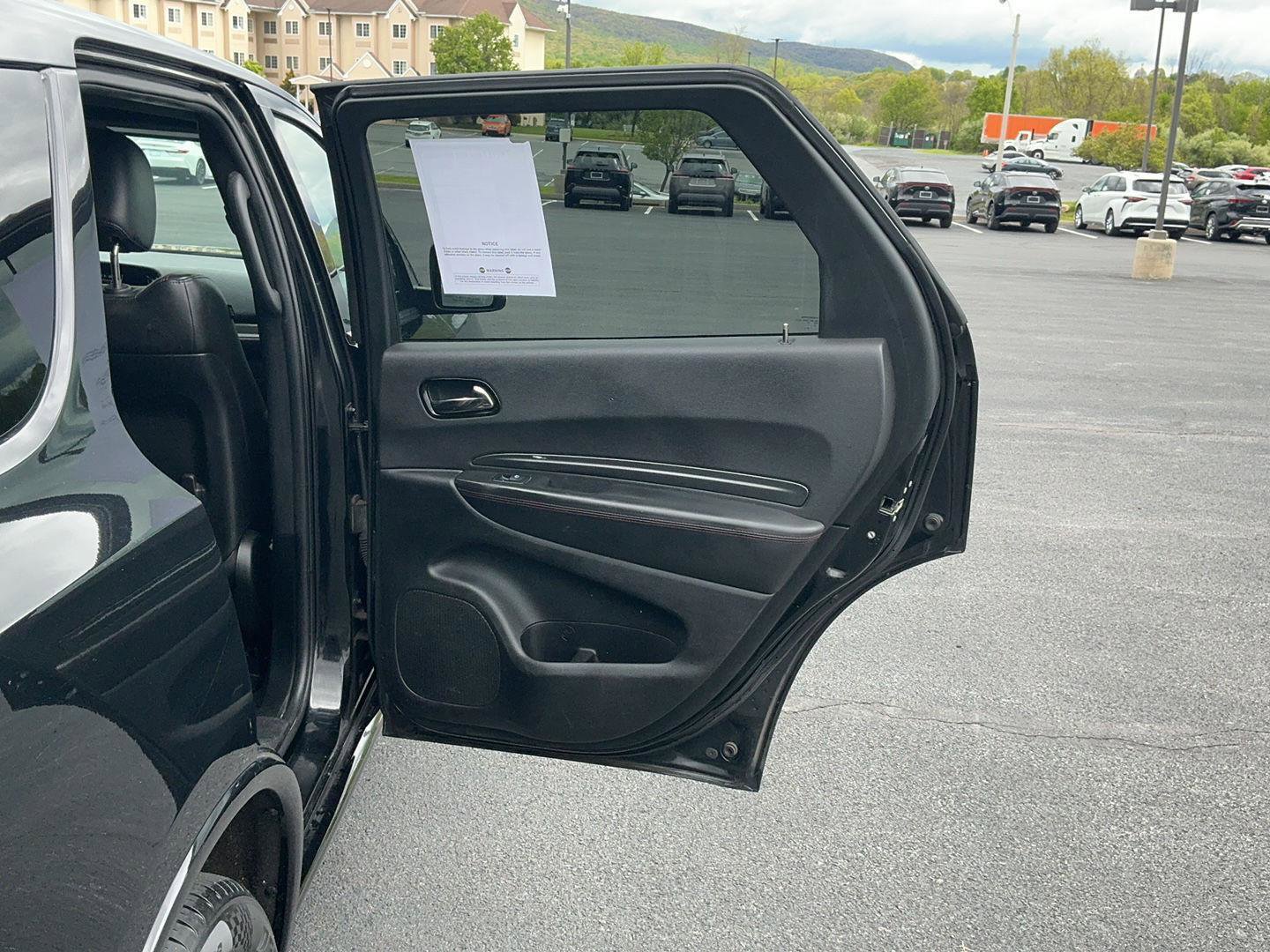 Used 2021 Dodge Durango R/T w/ Blacktop Package AWD/4WD image 28