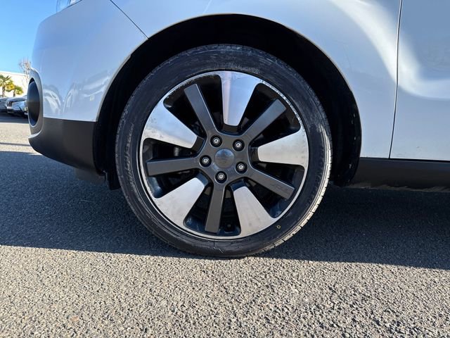 Used 2014 Kia Soul ! image 27