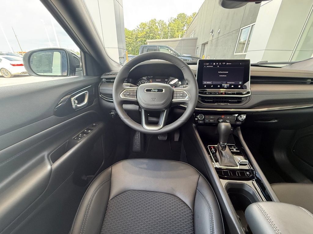 New 2026 Jeep Compass Latitude AWD/4WD image 8