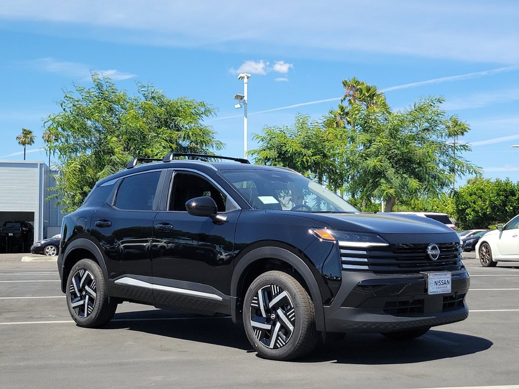 New 2026 Nissan Kicks SV w/ Cold Weather Package FWD image 8