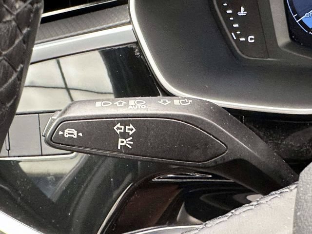 Used 2022 Audi Q3 2.0T Premium AWD/4WD image 33