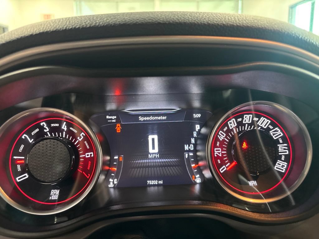 Used 2022 Dodge Challenger GT RWD image 17