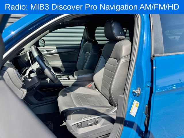 Used 2025 Volkswagen Atlas Cross Sport SEL R-Line AWD/4WD image 6