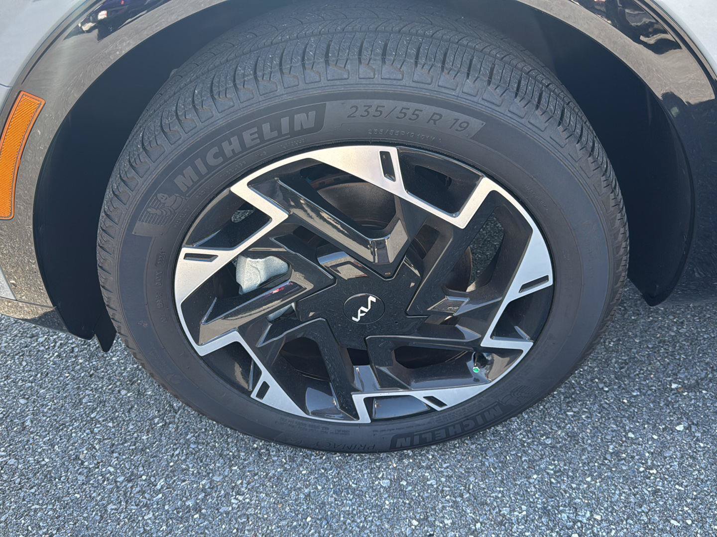 Used 2025 Kia Sportage SX AWD/4WD image 12