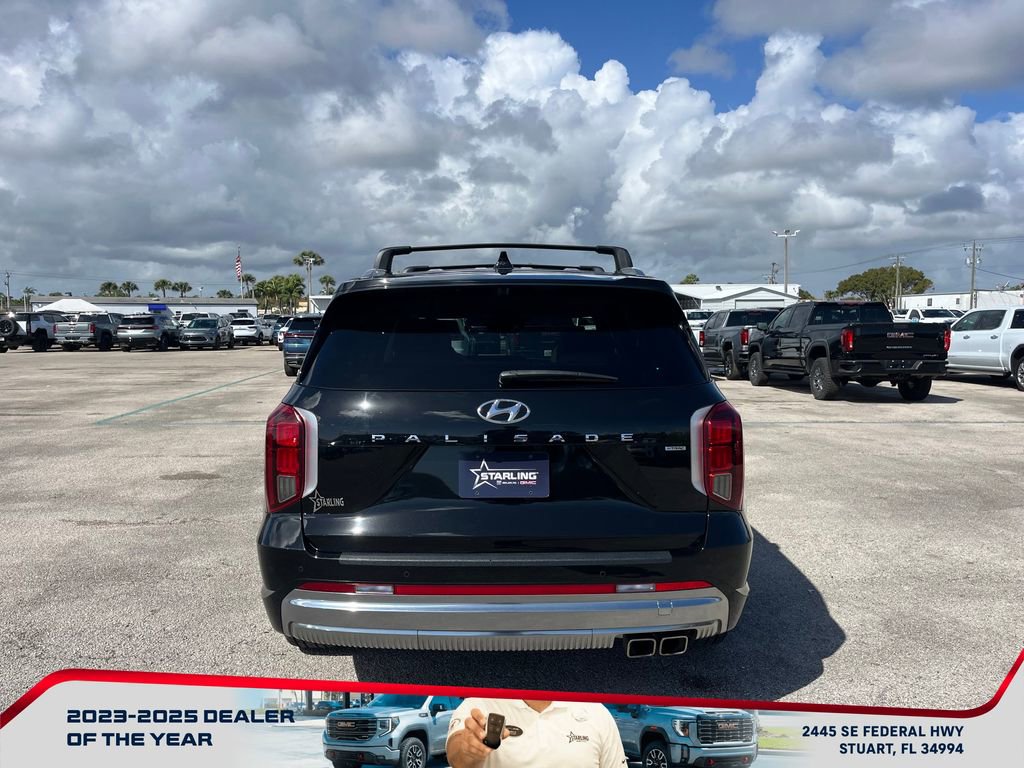 Used 2024 Hyundai Palisade Calligraphy image 6