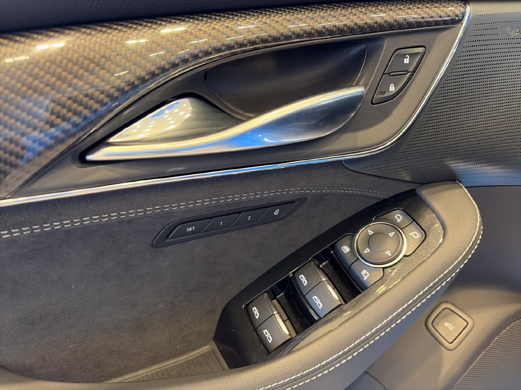Used 2023 Cadillac CT5 V Blackwing w/ Carbon Fiber Package 2 RWD image 18