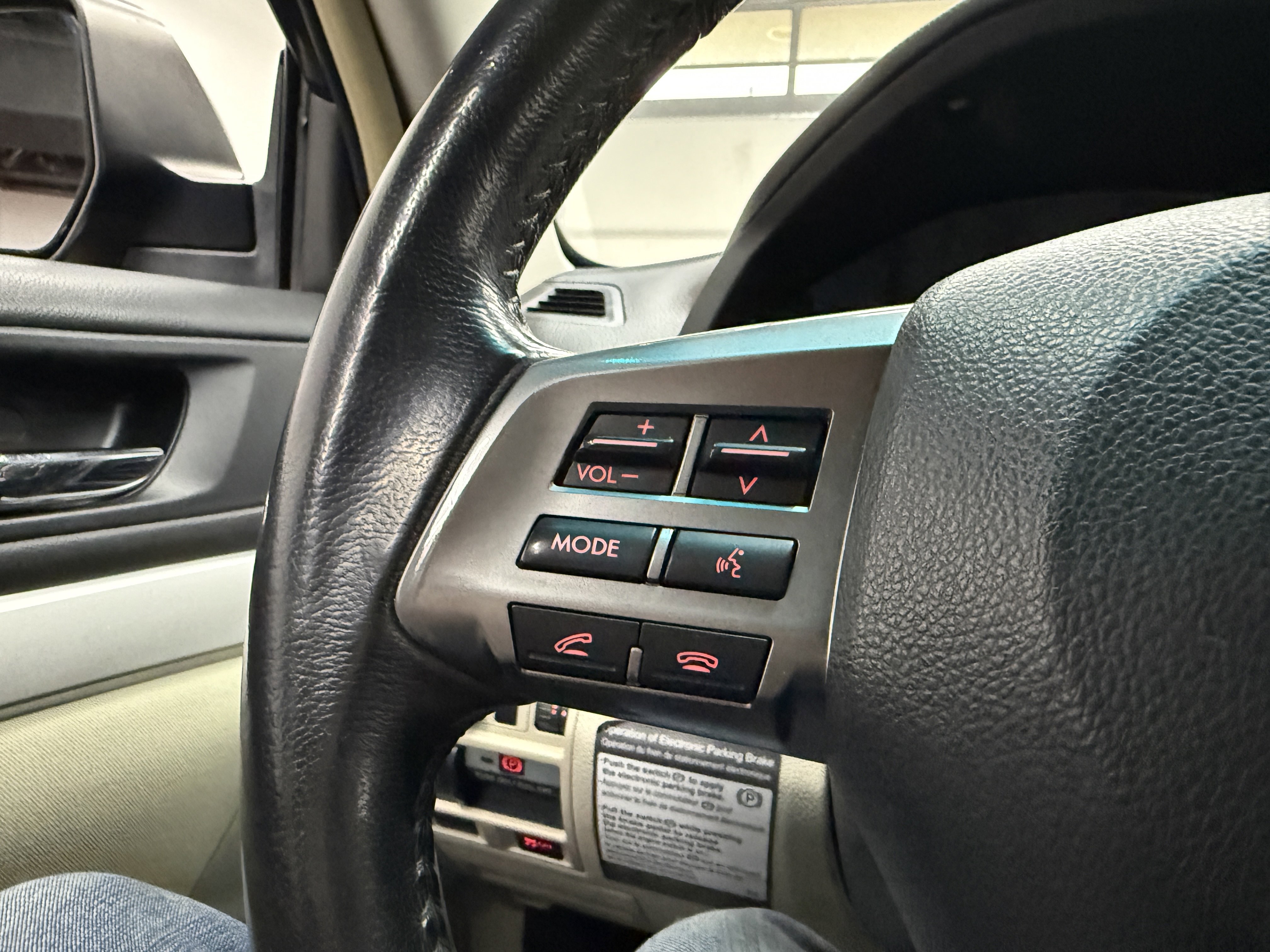 Used 2012 Subaru Outback 2.5i Premium w/ All-Weather Pkg image 14