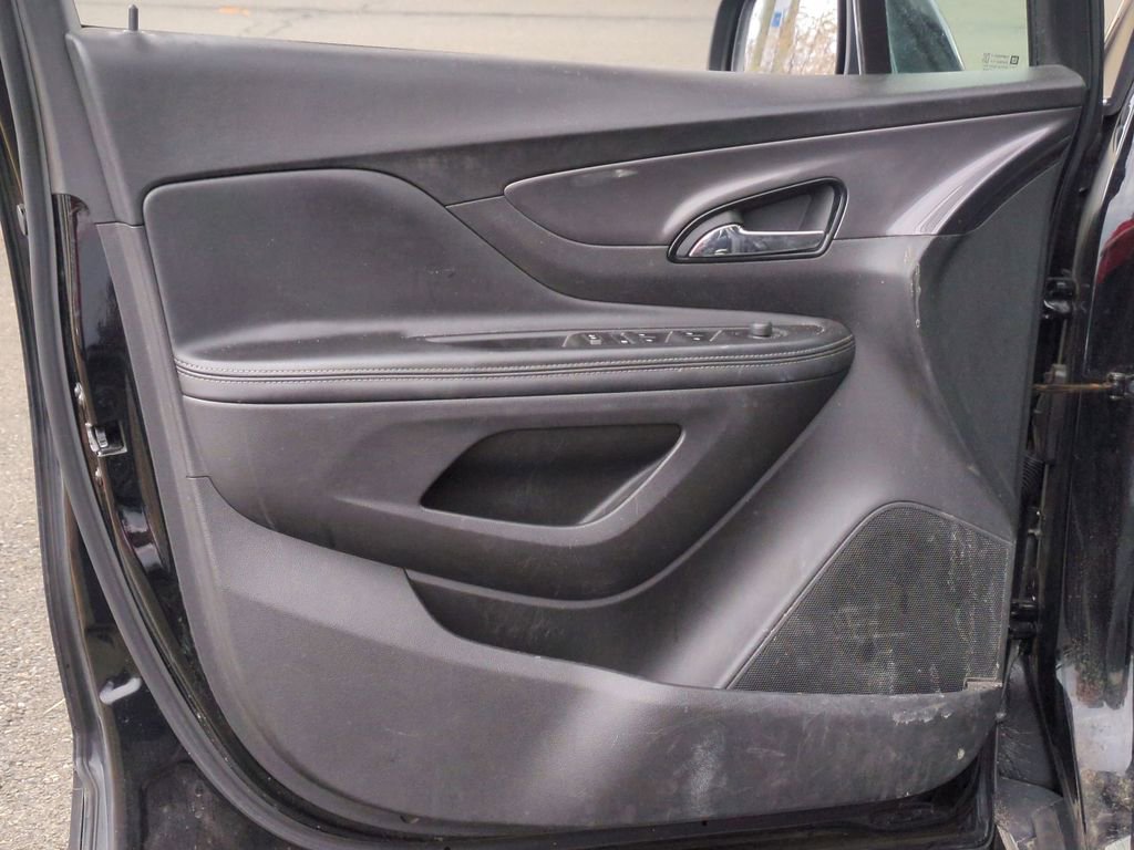 Used 2020 Buick Encore Sport Touring w/ Safety Package image 10