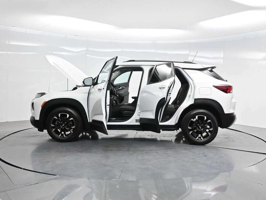 Used 2023 Chevrolet TrailBlazer LT FWD image 41