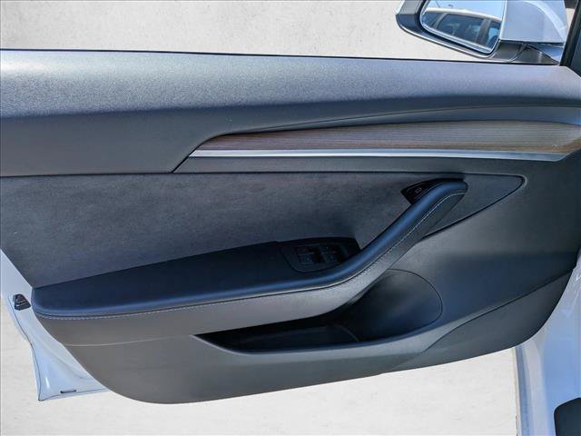 Used 2022 Tesla Model 3 RWD image 11