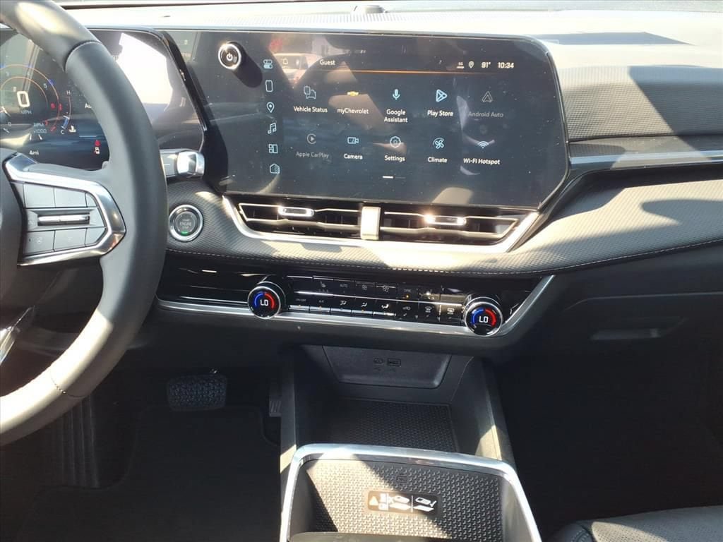 New 2027 Chevrolet Equinox LT w/ Convenience Package II FWD image 23
