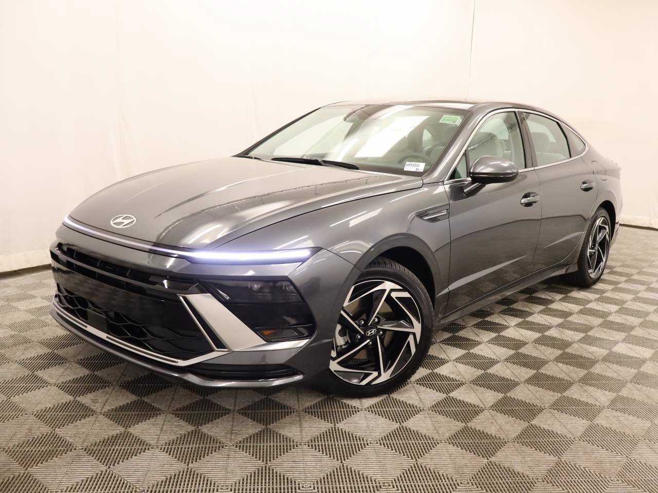 New 2026 Hyundai Sonata SEL FWD image 1