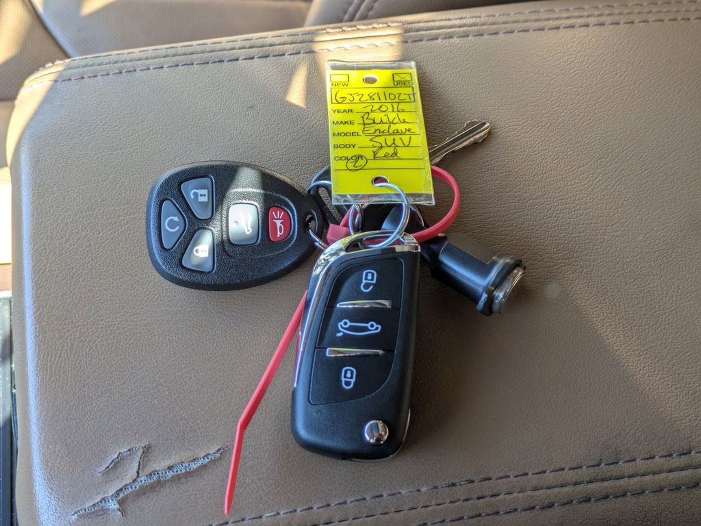 Used 2016 Buick Enclave Premium image 34