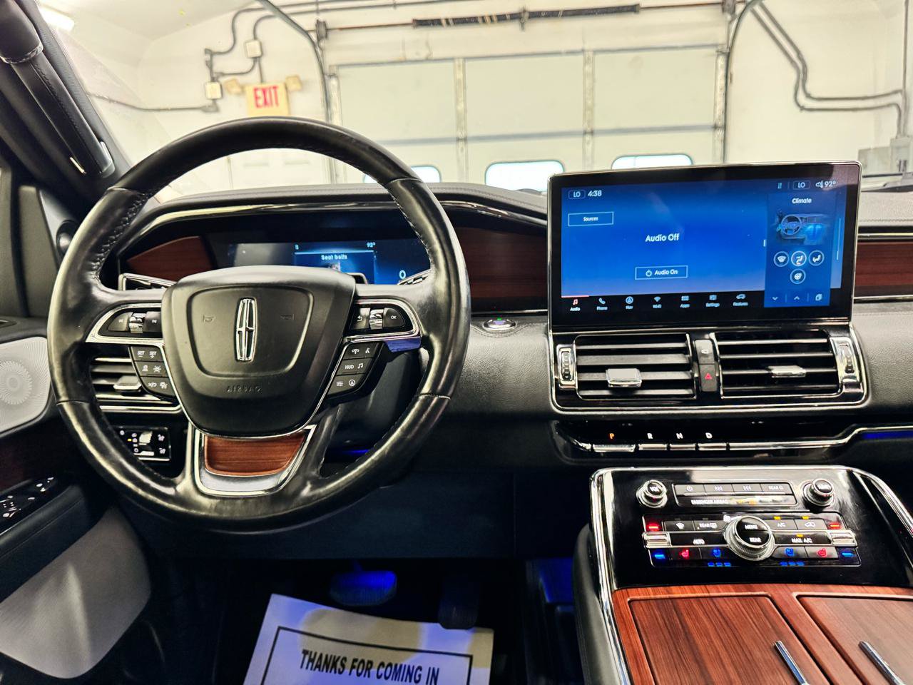 Used 2023 Lincoln Navigator L Reserve AWD/4WD image 21