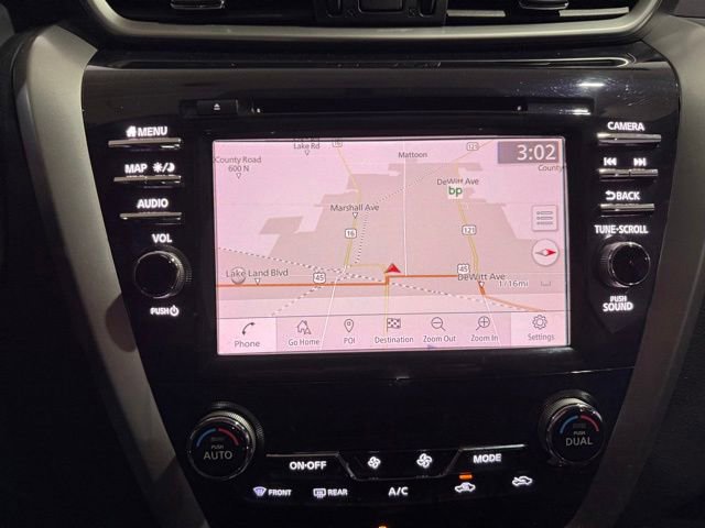 Used 2019 Nissan Murano SL FWD image 2